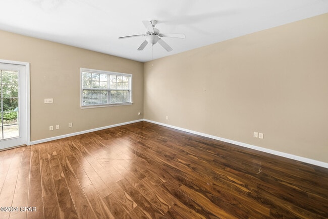 Photo - 1604 Annabellas Way