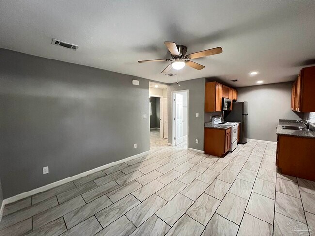 Photo - 1200 Paulding Ave