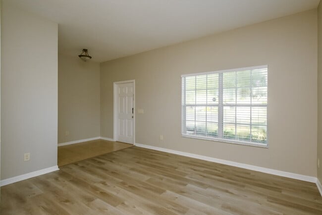 Photo - 9011 40th Ct E