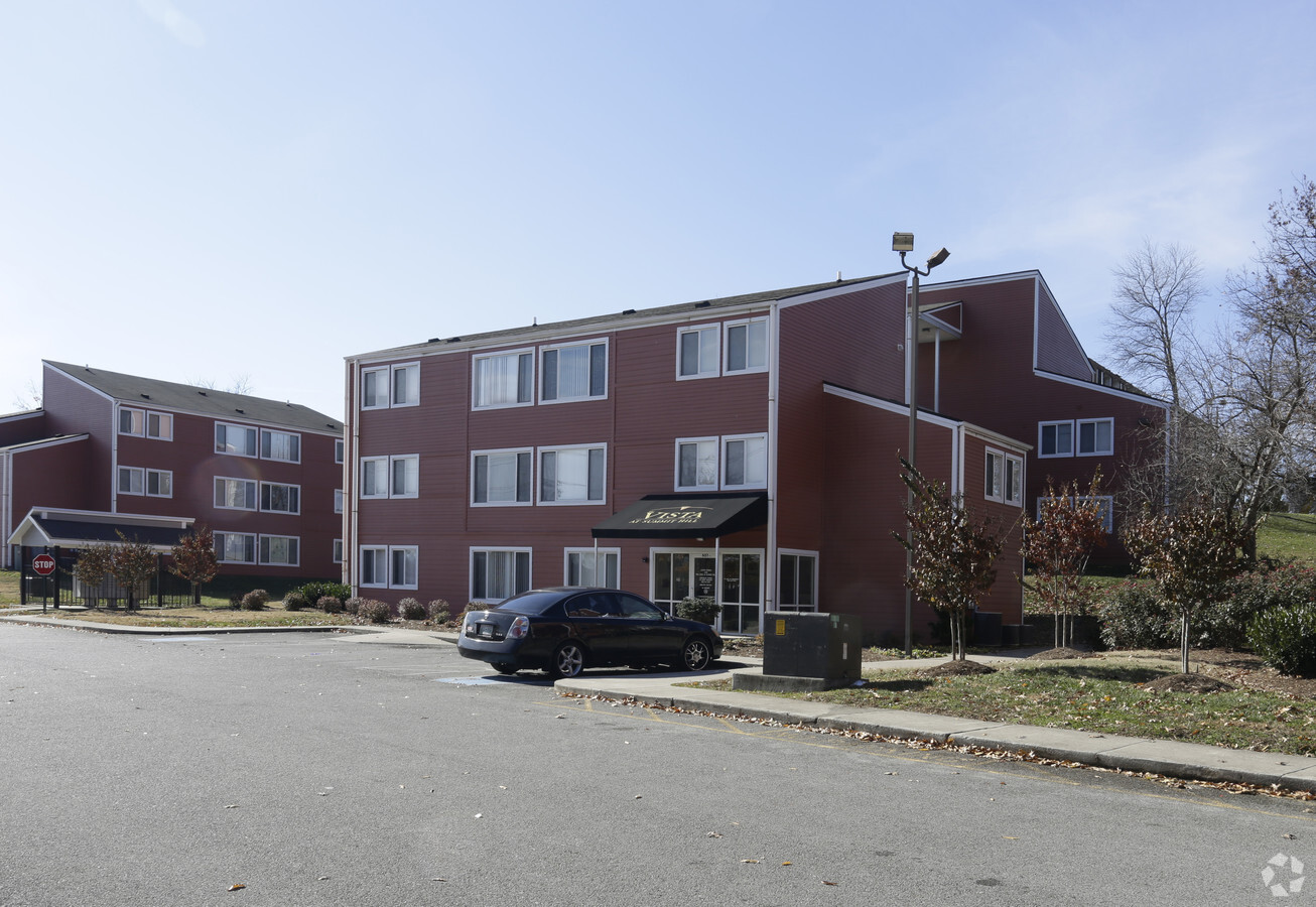 Photo - The Vista at Summit Hill Apartments