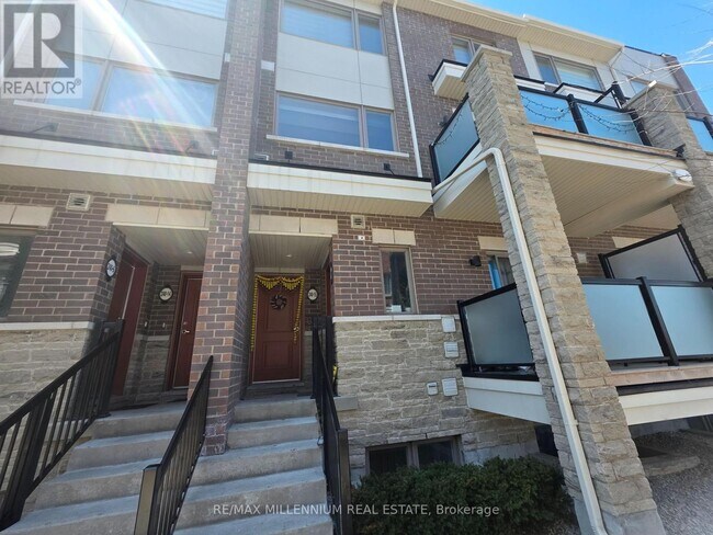 Photo - 240 Lagerfeld Dr