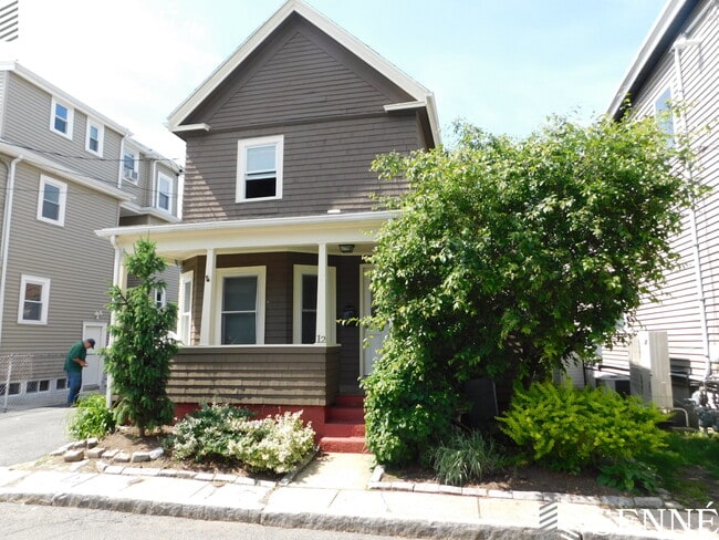 Photo - 12 Fiske Ave