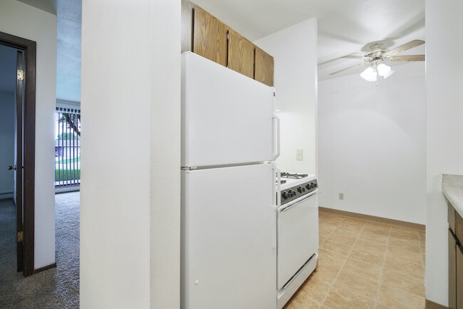Marquette Highland Apts, LLC