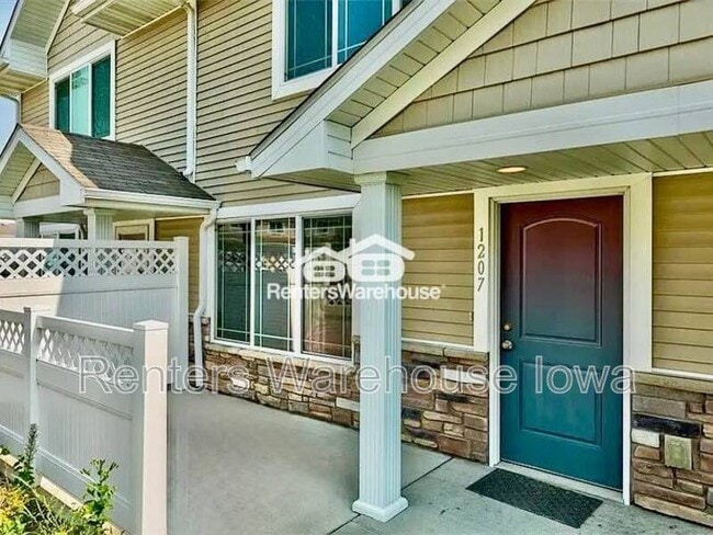 Photo - 1207 NE 7th Ln