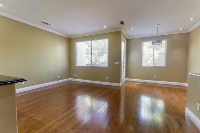6106 Rancho Brida