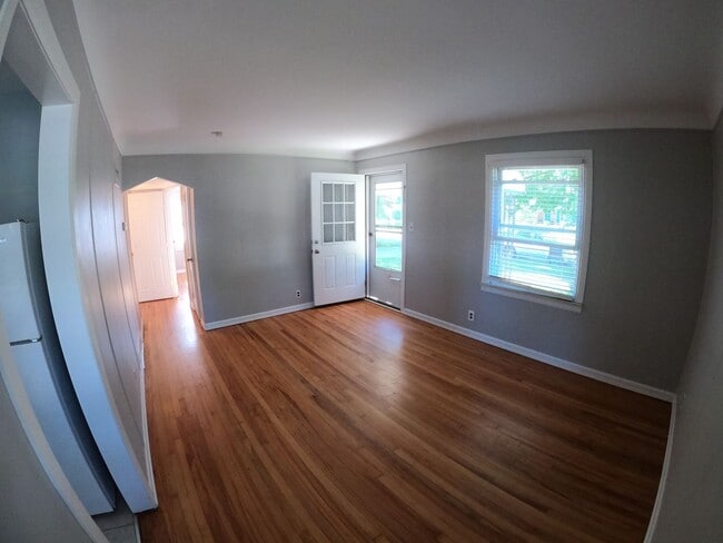 Photo - 2 bed 1 bath Royal Oak ranch