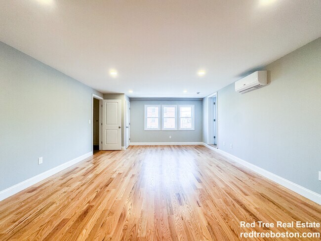 Photo - 58 Chestnut St Unit 2