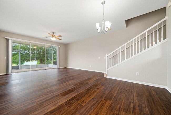 Photo - Corner Unit ~ Lake View ~ Maintenance Free...