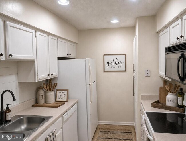Photo - 1523 Lincoln Way Unit 103