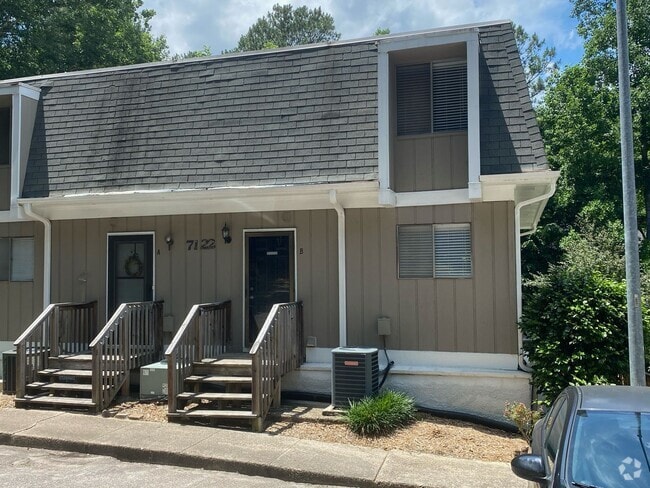 Building Photo - 7122 Longstreet Dr Unit C Rental