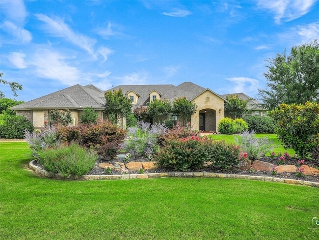 4428 Lake Breeze Dr