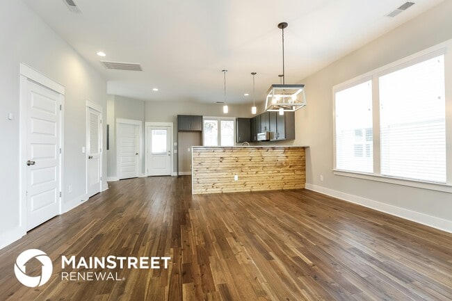 Photo - 559 Tulip Grove Rd