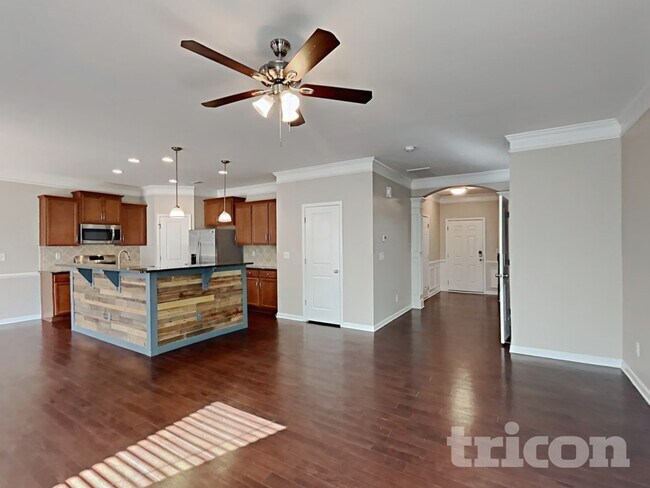 Photo - 2906 San Saba St