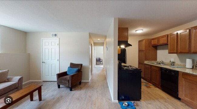 Creekside Place Apartments