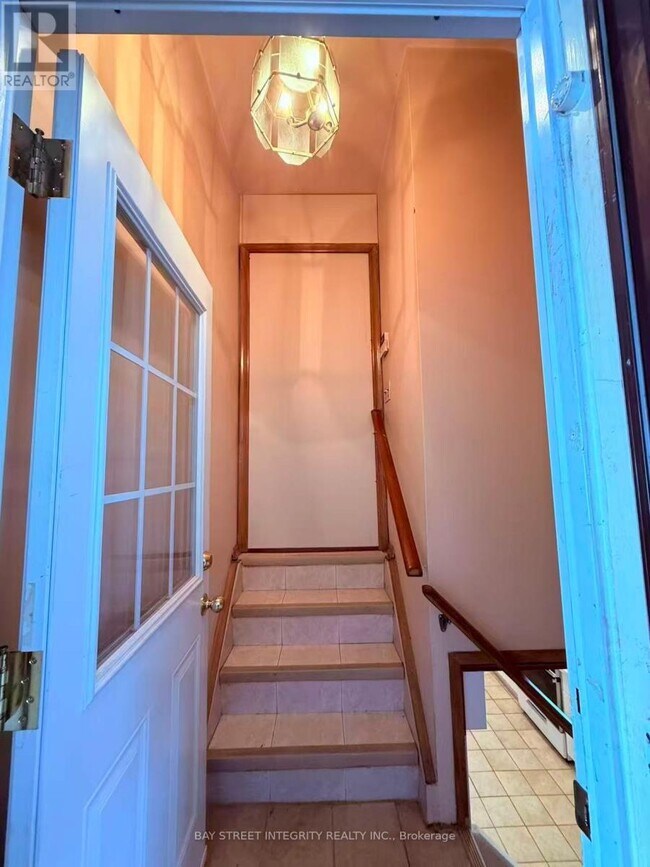 Photo - 11 Southill Dr