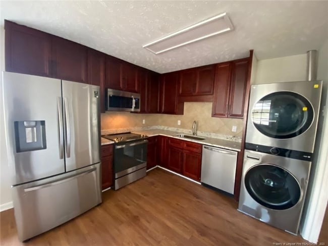 Photo - 1721 Merry Oaks Dr