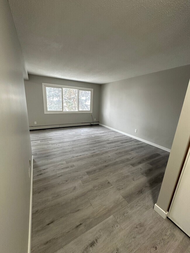 Photo - 4507-344 44 Ave Unit 304