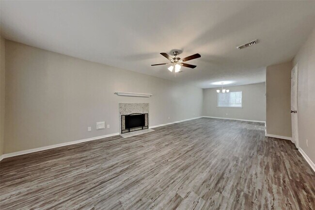 Photo - 7010 Durango Dr