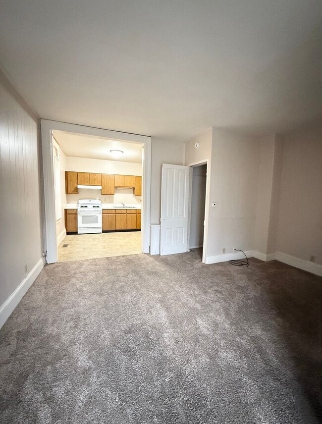 Photo - KEE - 909-911 N 10th Unit 911 - Apt 2