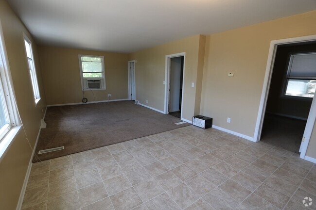 Building Photo - 902 N 4th St Unit 902 N 4th St Rental