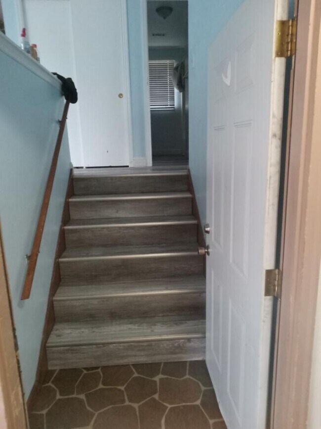 2204-2210 McMullen Road Unit 2