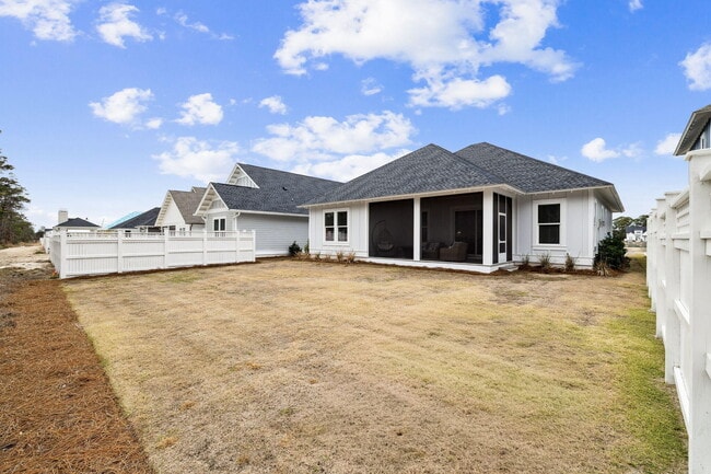 Photo - 143 Pollard Cv E