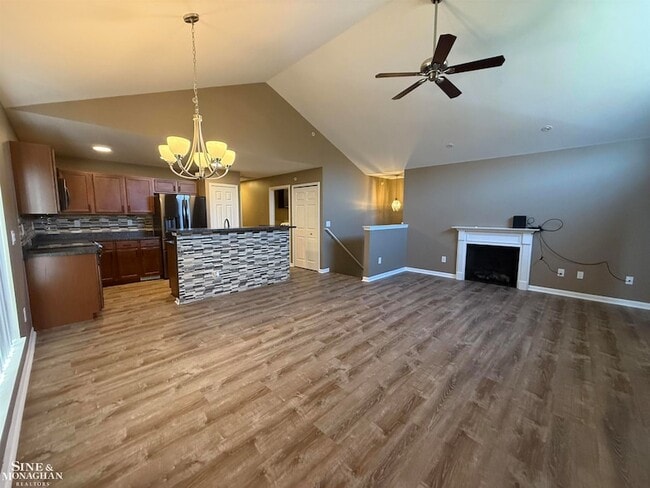 Photo - 27017 Carrington Pl