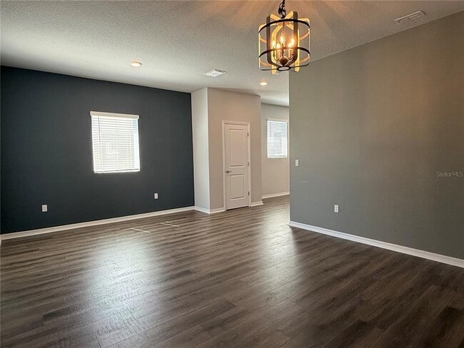 Photo - 2909 Deerberry Ln