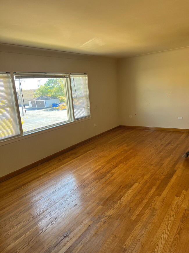 Photo - 7245 W Lawrence Ave