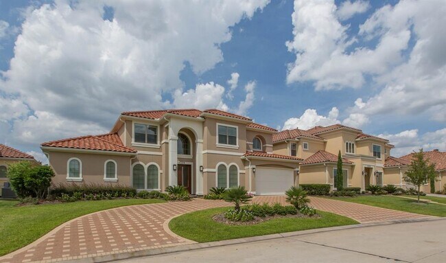 Photo - 14330 Belle River Ln