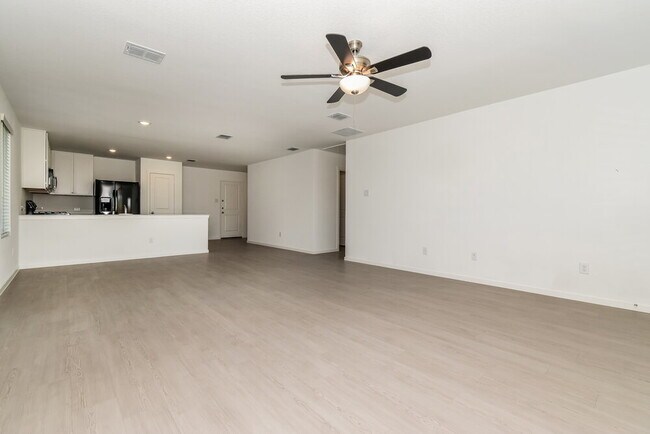 Photo - 1817 Javelina St
