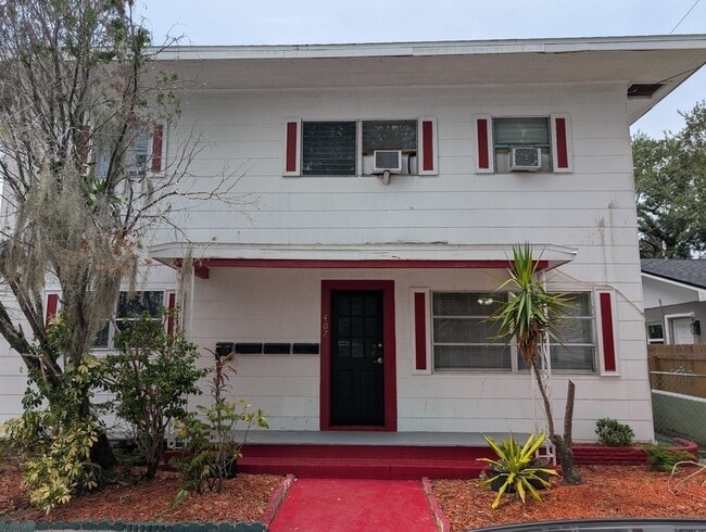 Building Photo - 407 Engman St Unit B