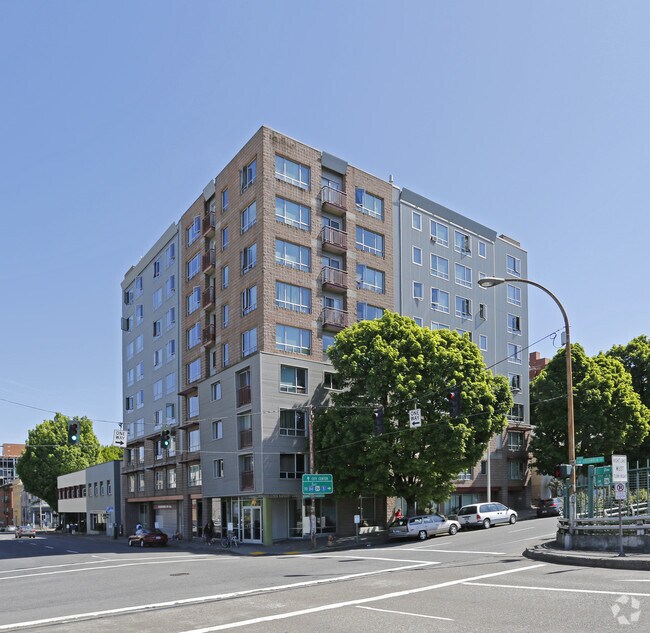 Building Photo - Gretchen Kafoury Rental