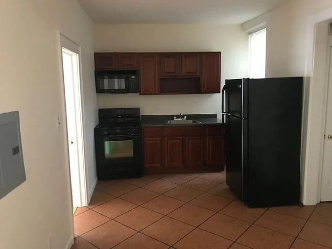 Photo - 391-401 13th Ave Unidad 401-8