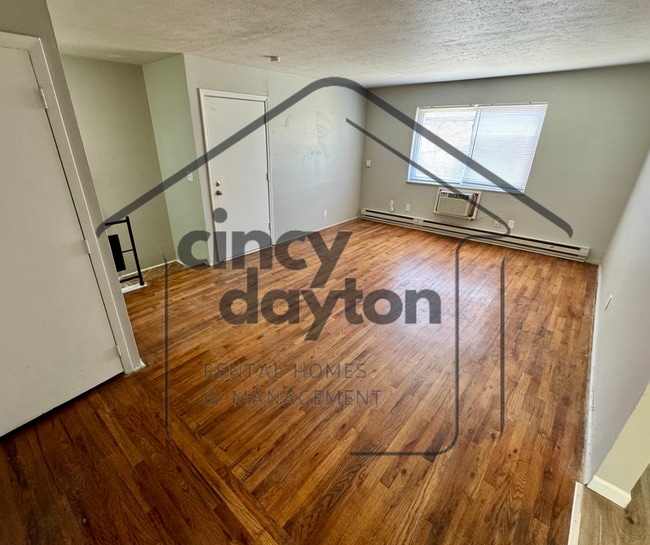 Photo - 6118 Stover Ave