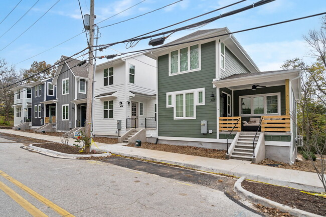 Outside view. White unit - 349 W Rock St
