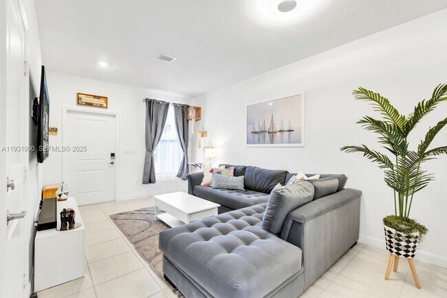 Photo - 15953 SW 2nd St