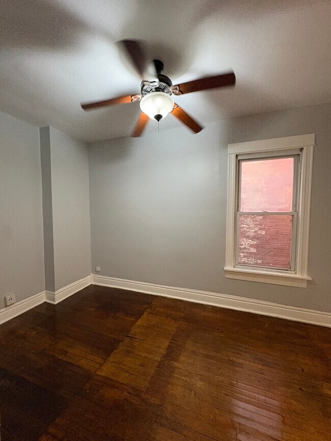 Photo - 5940 S Marshfield Ave Unidad 1