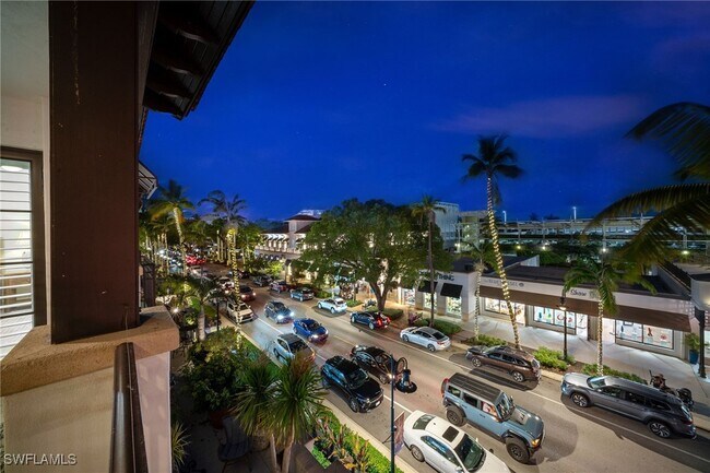 Photo - 780 5th Ave S Unidad 302