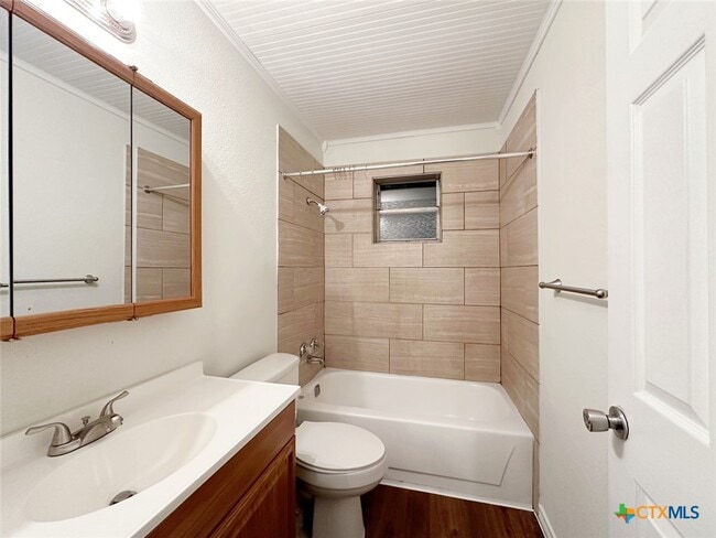 Photo - 20115 San Marcos Hwy Unit 2B