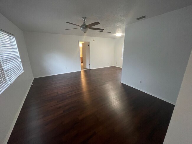Photo - 3 Bed/2 Bath, 2 Car Garage - Single Family...