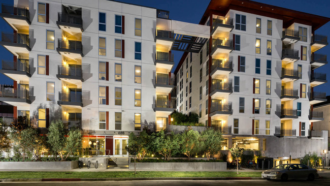 Exterior - Radius Koreatown Apartments