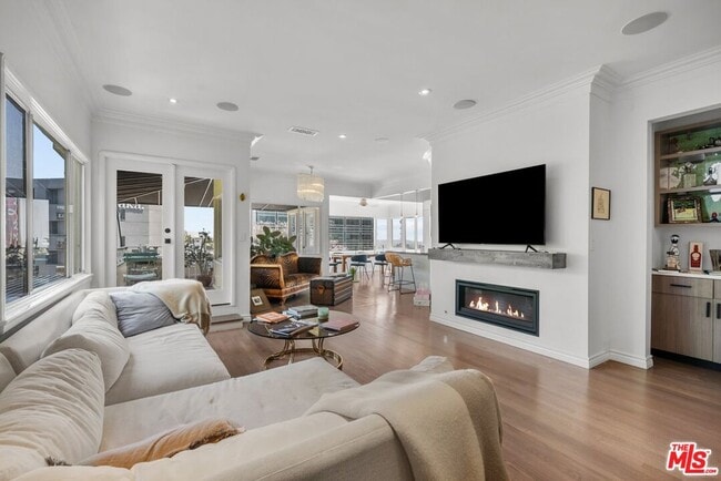 Photo - 1326 Londonderry View Dr Unit 7