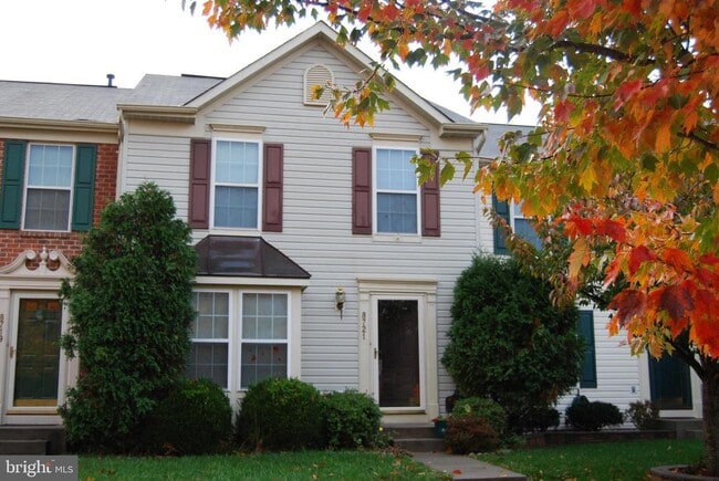 Photo - 8721 Rochelle Dr Townhome