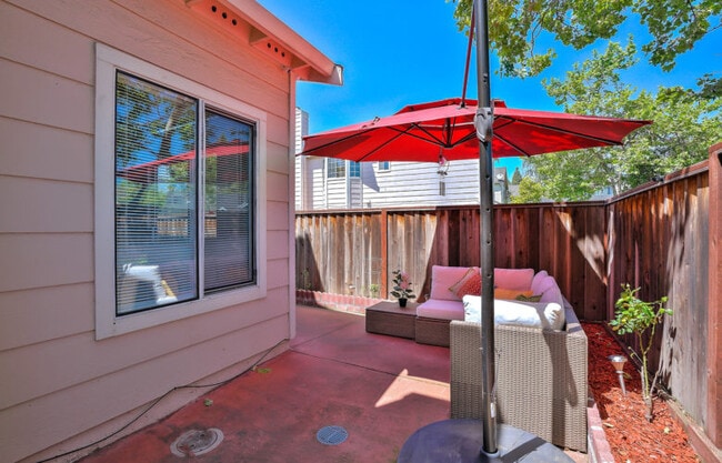 Photo - 39690 Potrero Dr