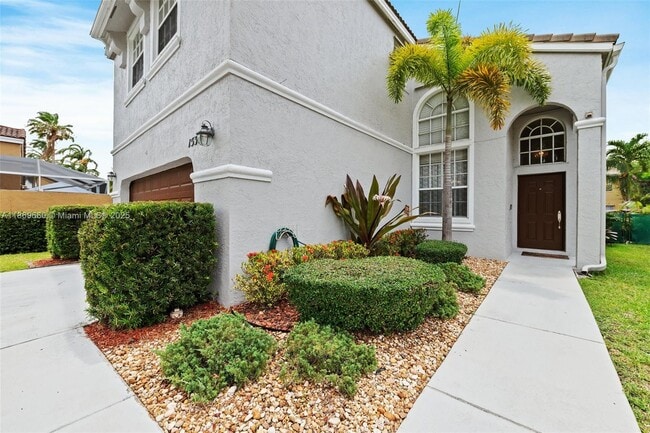 Photo - 15376 14th Manor