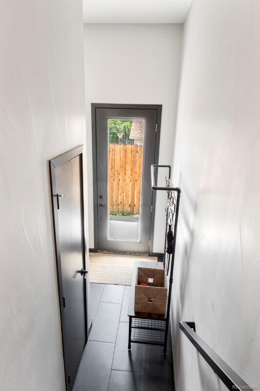 Photo - 1275 Quitman St