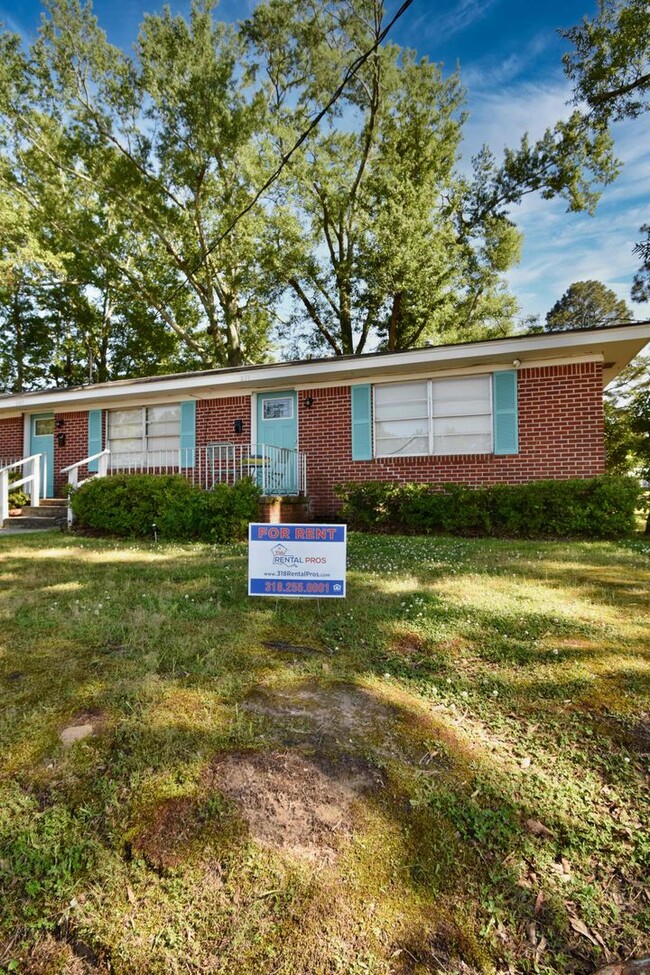 209/211 W Virginia Ave. Duplex - 209/211 W Virginia Ave. Duplex Apartamento Unidad 211 W Virginia Ave.