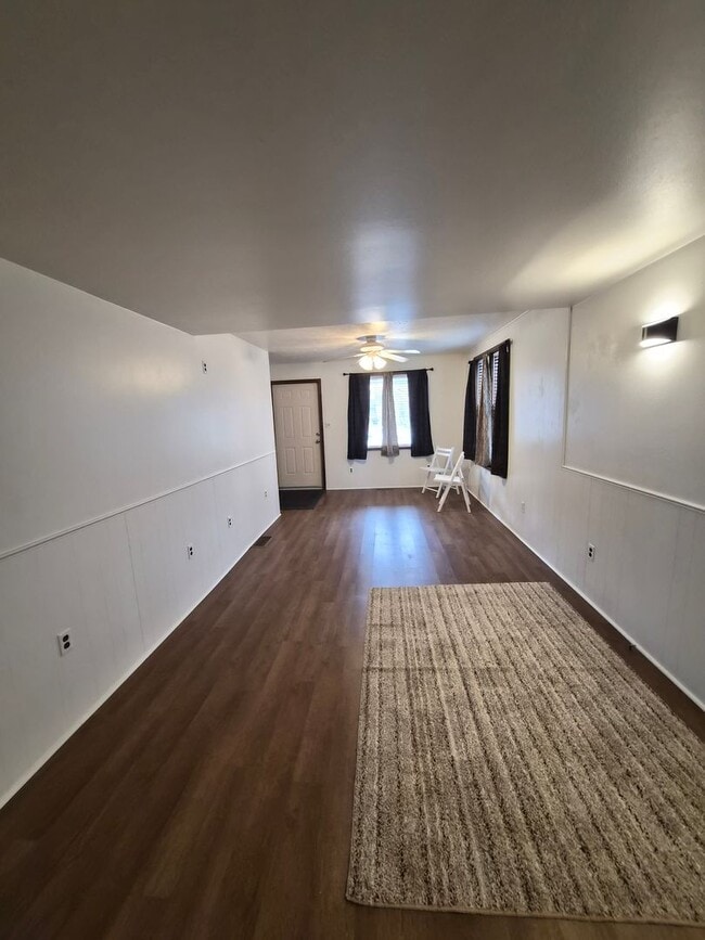 Photo - 527 N Franklin St