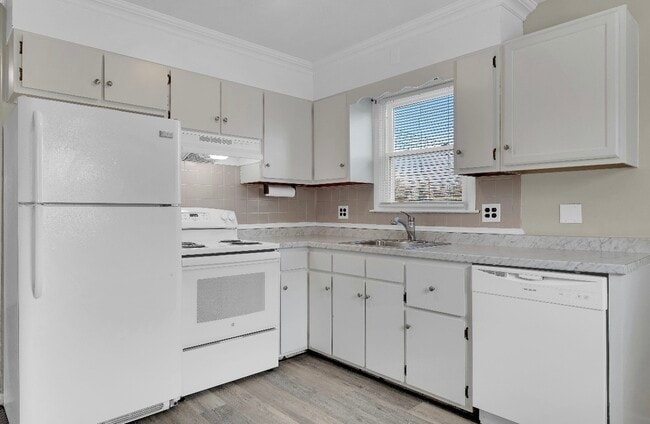 Kitchen - 207 Gertrude Ter